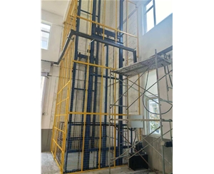 江苏导轨链条式升降货梯